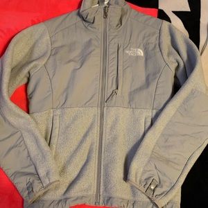 The north face sweater xs